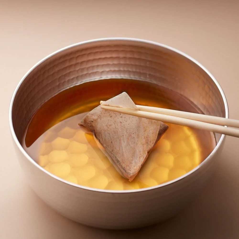 Kyuemon Low Sodium Additive-Free Dashi Stock Powder 30 Packets - Image 3